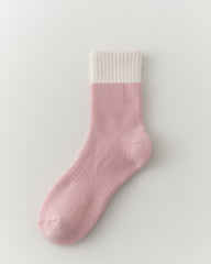 女款中筒襪子 溫暖舒適 冬季必備