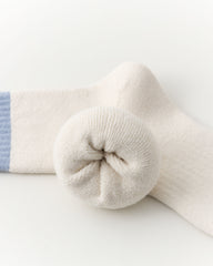 女款中筒襪子 溫暖舒適 冬季必備