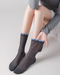 Women Crew Socks Ruffle Cuff Heel Label Chic Comfortable