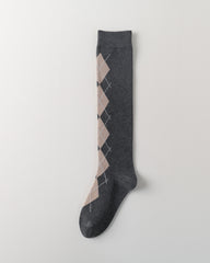 女款菱格紋及膝襪 經典柔軟彈性合身