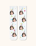 大人用カスタムポートレートフェイスクルーソックス パーソナライズ写真ソックス 友達へのギフト ホワイトトゥ