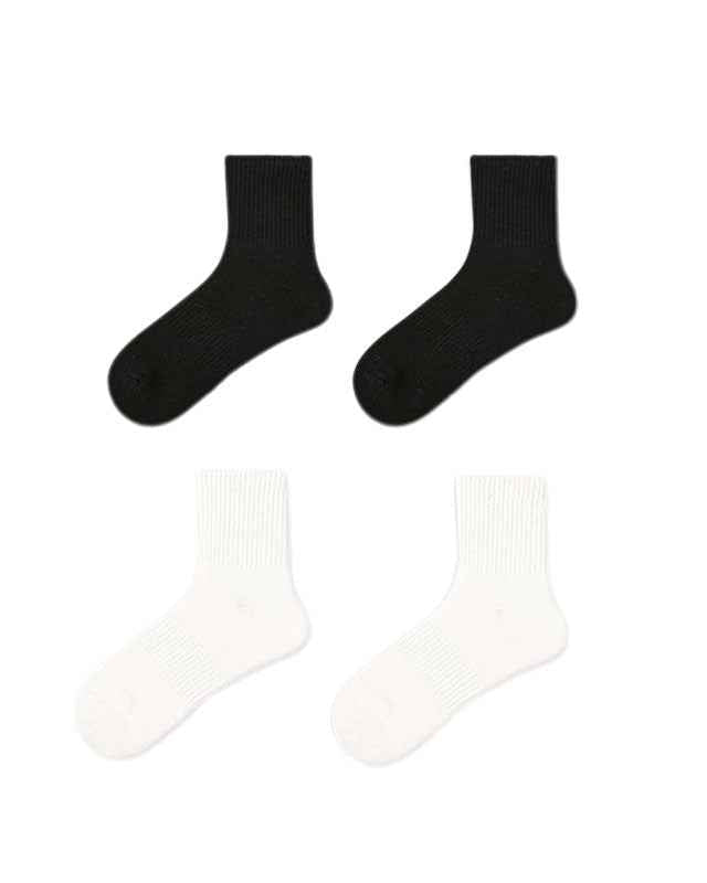 Unisex Couple Cotton Ankle Socks Black White Seamless Soft Breathable Casual