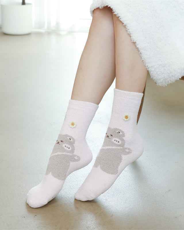 Sweetnana 3-Pack Women’s Cozy Crew Socks – Fuzzy Winter Tube Socks with Cute Cartoon Animals, Perfect for Lounge Wear and Warmth