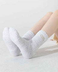 Sweetnana Cozy Women’s Crew Socks, 4-Pack of Thickened Super Soft and Cute Fuzzy Socks, Comfortable for Winter, Ideal for Daily Wear and Stockings