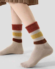 Women Cotton Crew Socks Plush Contrast Color Stitching Thick Warm Retro