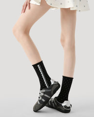 여성 레이스 트림 도트 크루 양말 부드럽고 편안하며 통기성 좋음