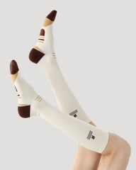 女款膝上薄型運動壓力襪子 對比趾設計 米色