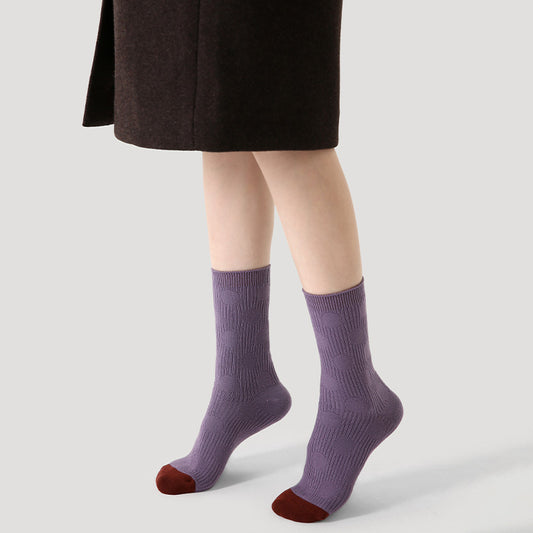 The Secret to Happy Feet: Women’s Seamless Socks Explained