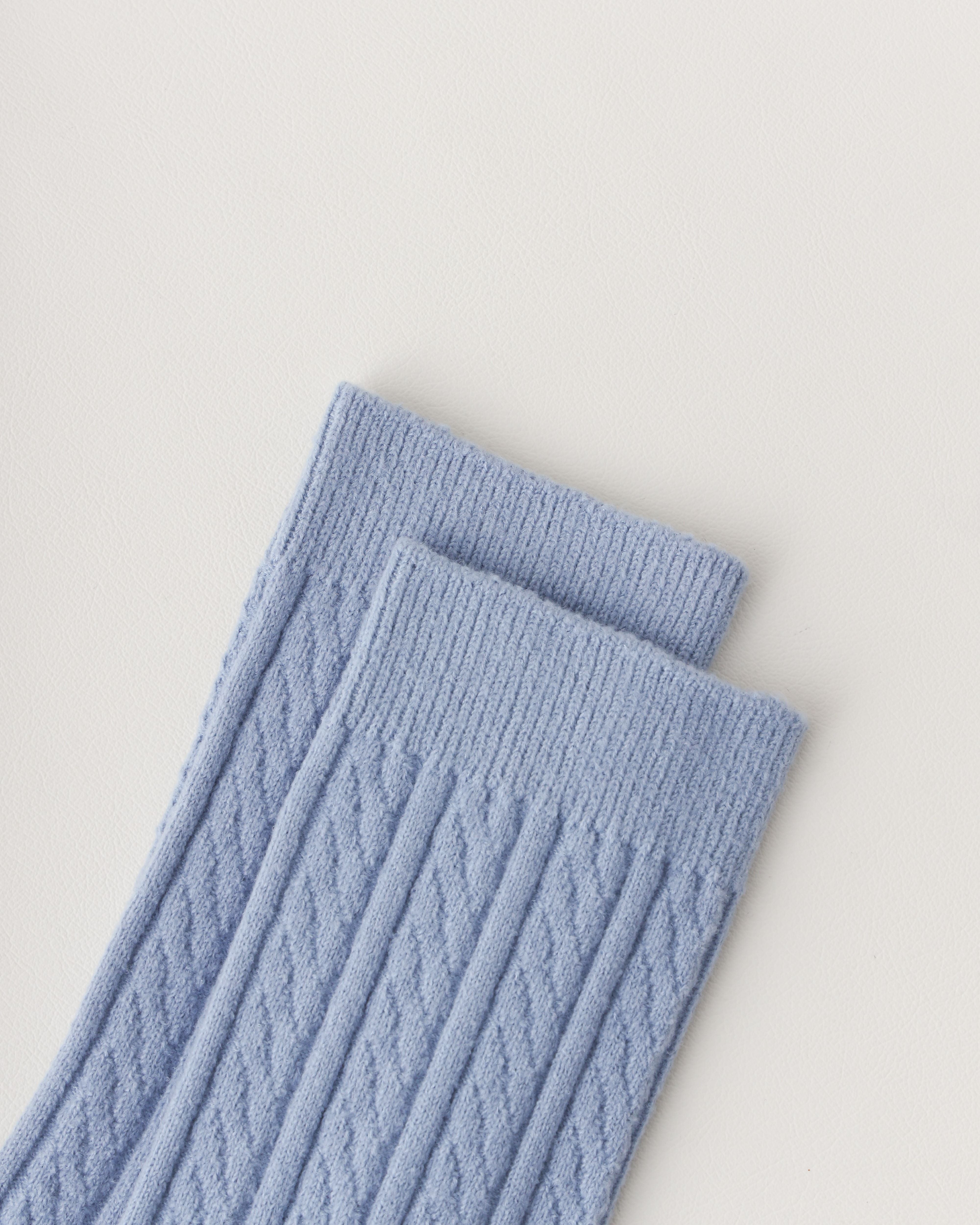 レディース クルー ソックス ケーブル編み 快適で暖かい