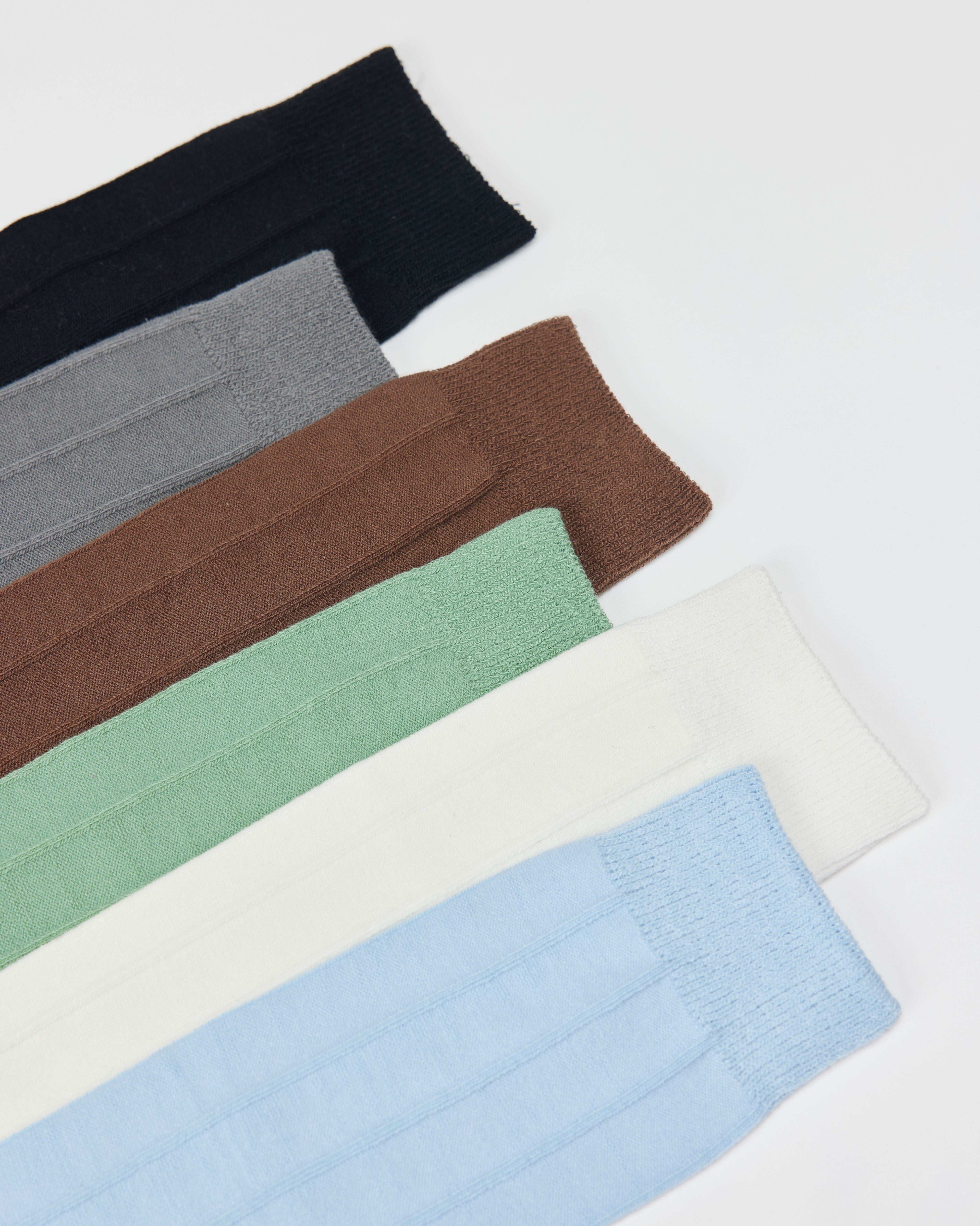 여성용 더블 니들 리버스드 니 슬림핏 양말 스타일리시