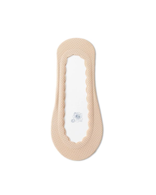 Breathable Mesh Scalloped No Show Liner Socks