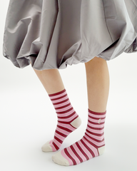 여성 크루 양말 클래식 스트라이프 시리즈 부드럽고 통기성 좋은 캐주얼 착용