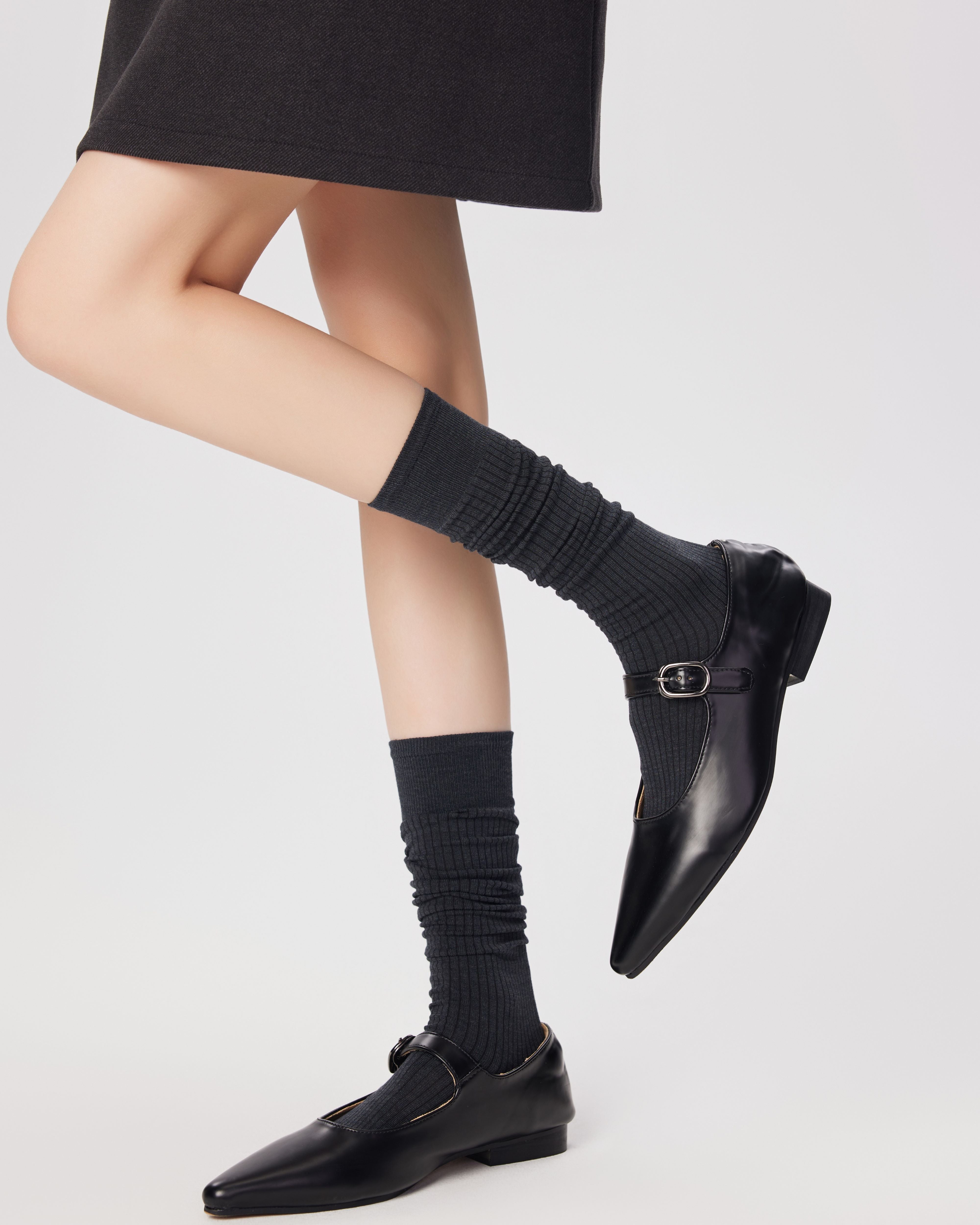 Women Knee High Socks Ribbed Stripe Pile Ballet Cool Chic Comfortable