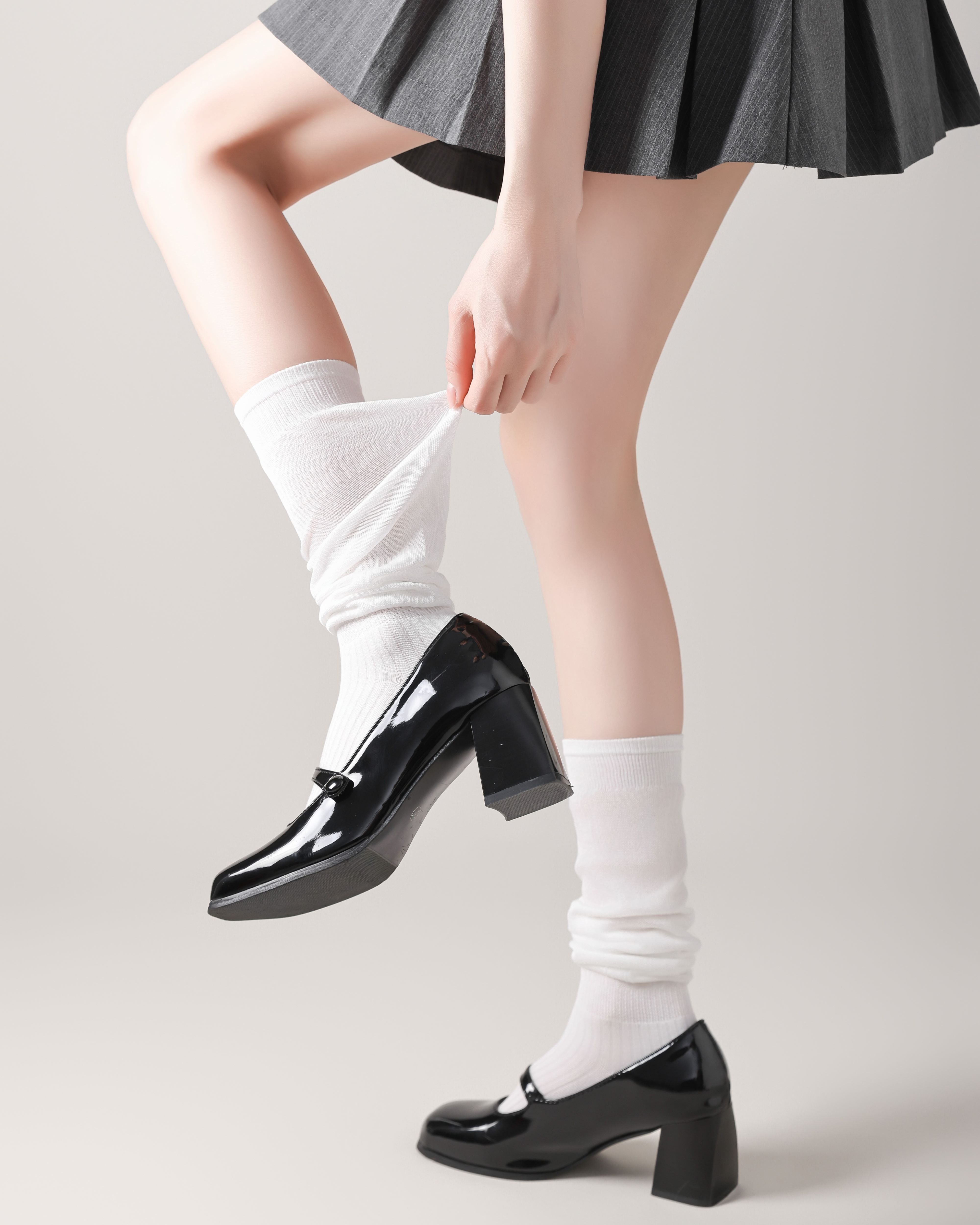 Women Knee High Socks Loose Pile Comfortable Versatile - SWEET NANA Main image