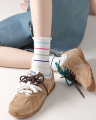 女款中筒襪子 白色棉質 彩色星星系列 可愛卡哇伊休閒襪子