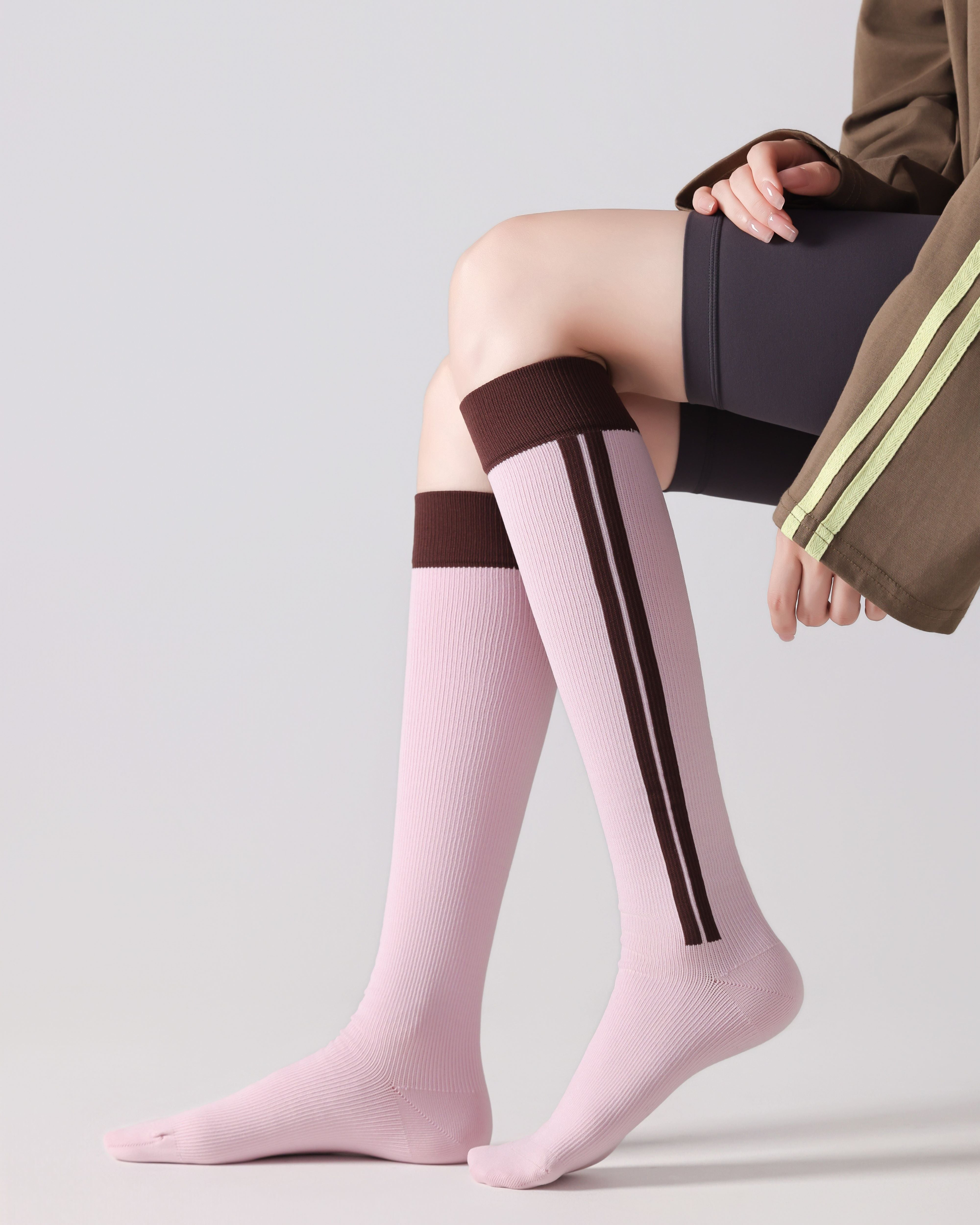 Women Knee High Socks Colorblock Stripe Cotton Sporty Socks