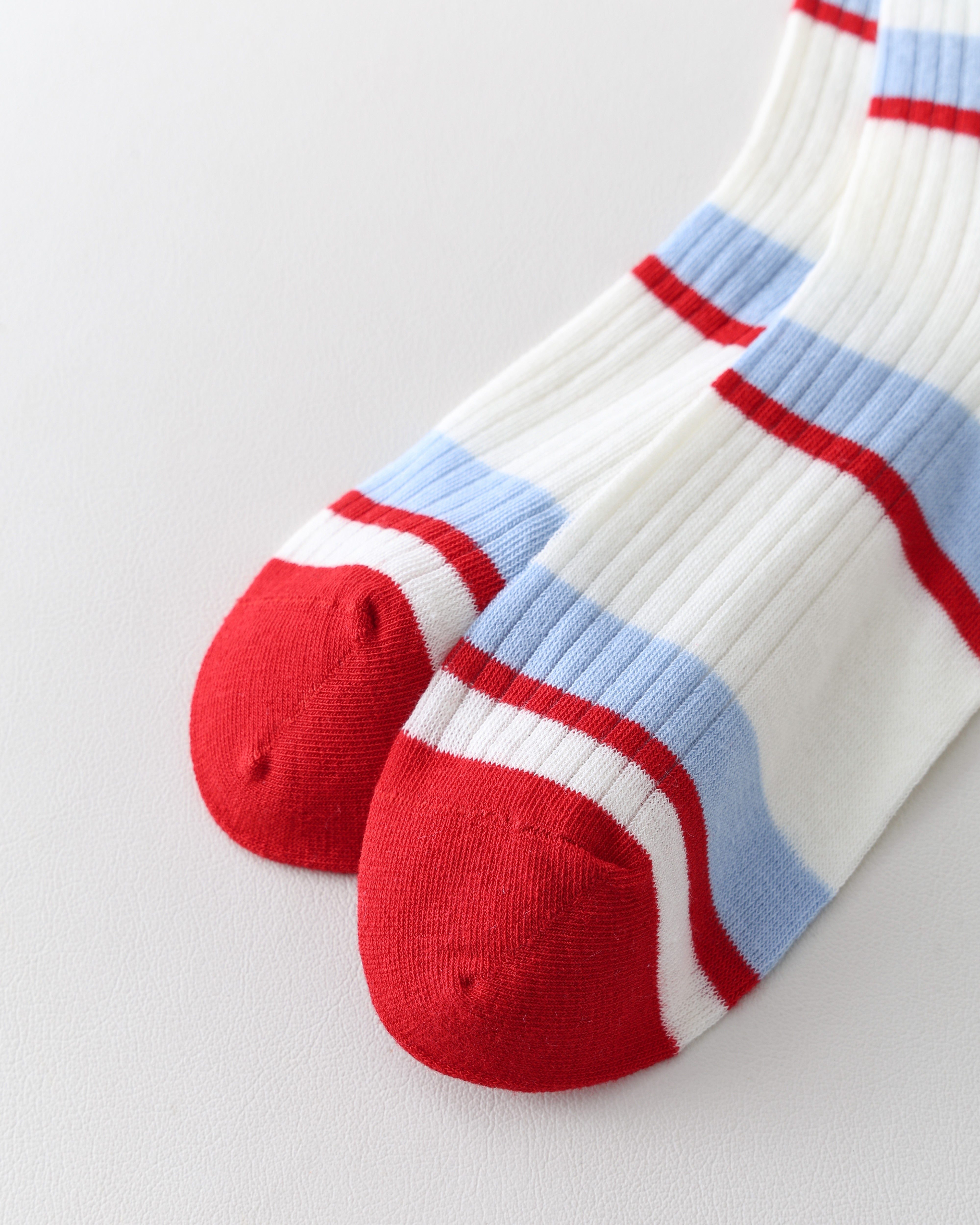 女款中筒襪子卡通刺繡舒適有趣