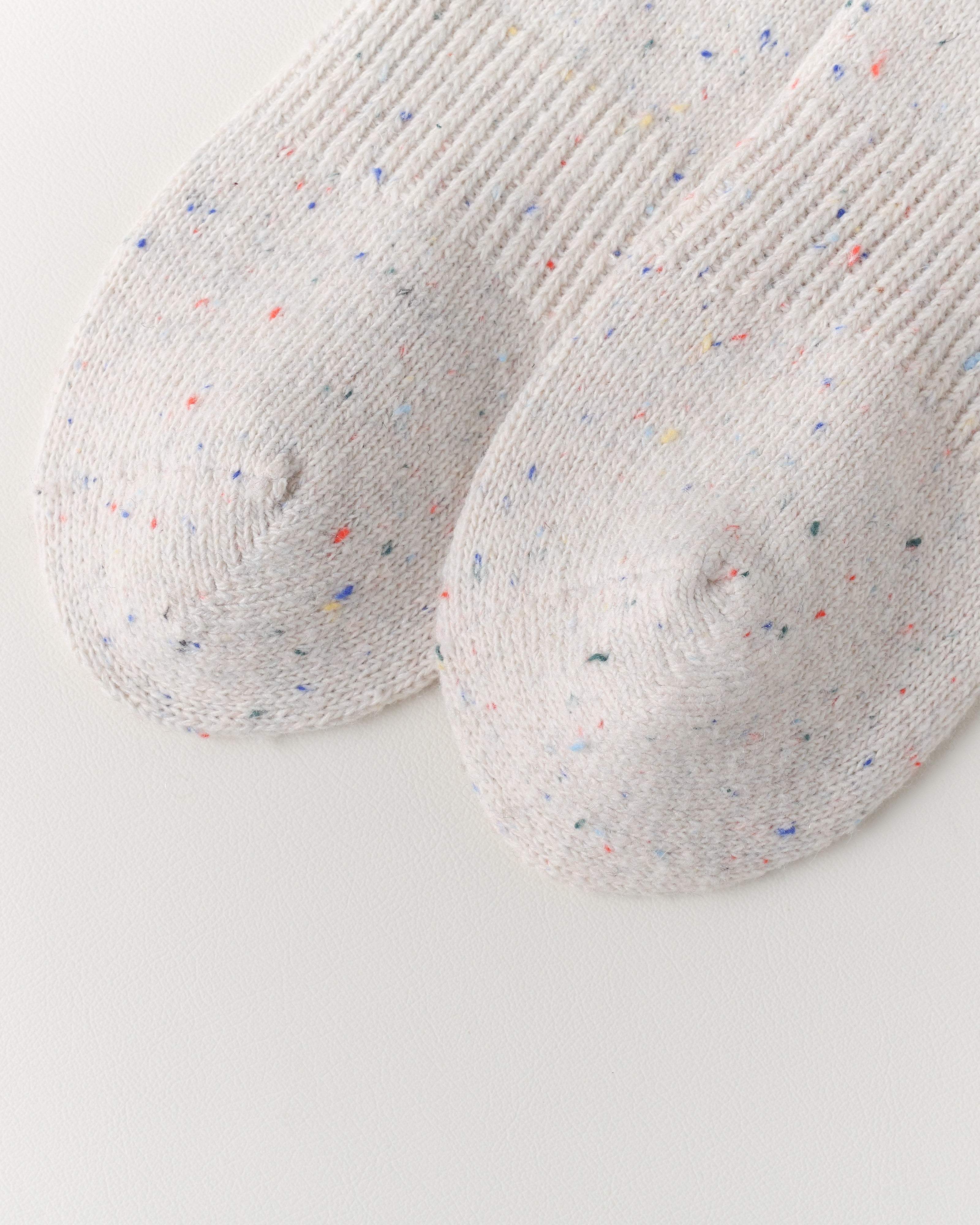 여성 크루 양말 울 도트 파일 따뜻하고 편안함