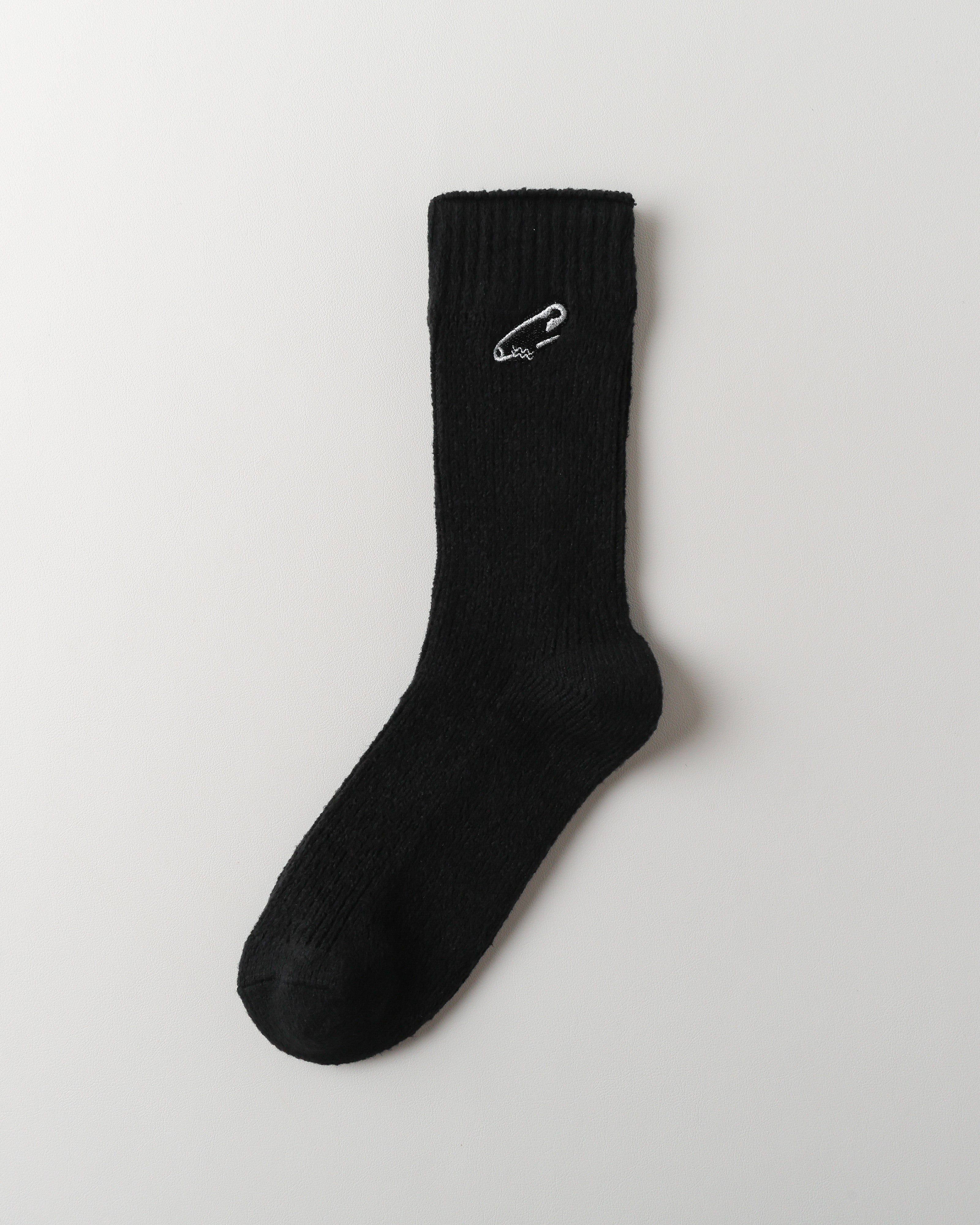 여성 크루 양말 소프트 플리스 핀 자수 따뜻하고 편안함