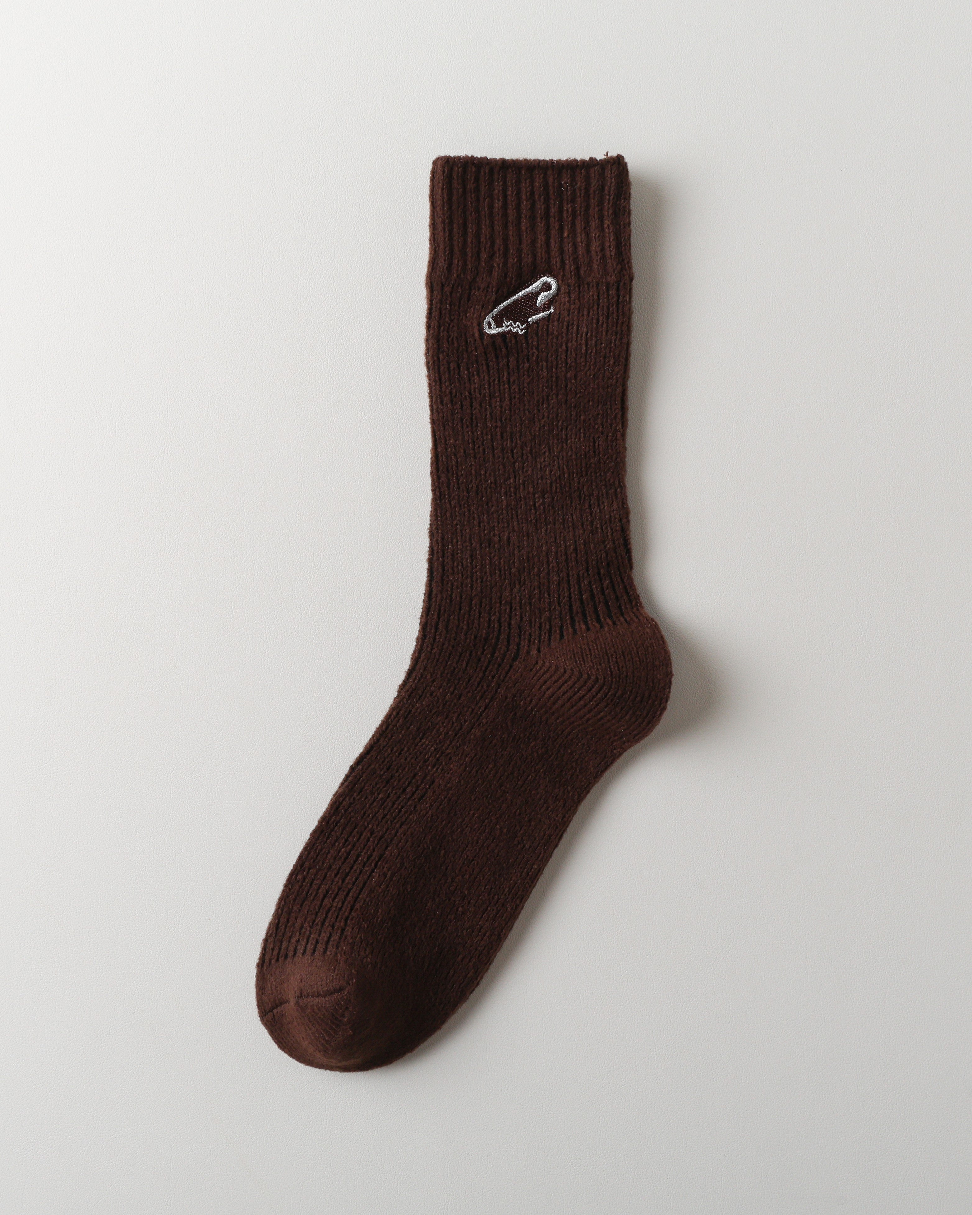 여성 크루 양말 소프트 플리스 핀 자수 따뜻하고 편안함