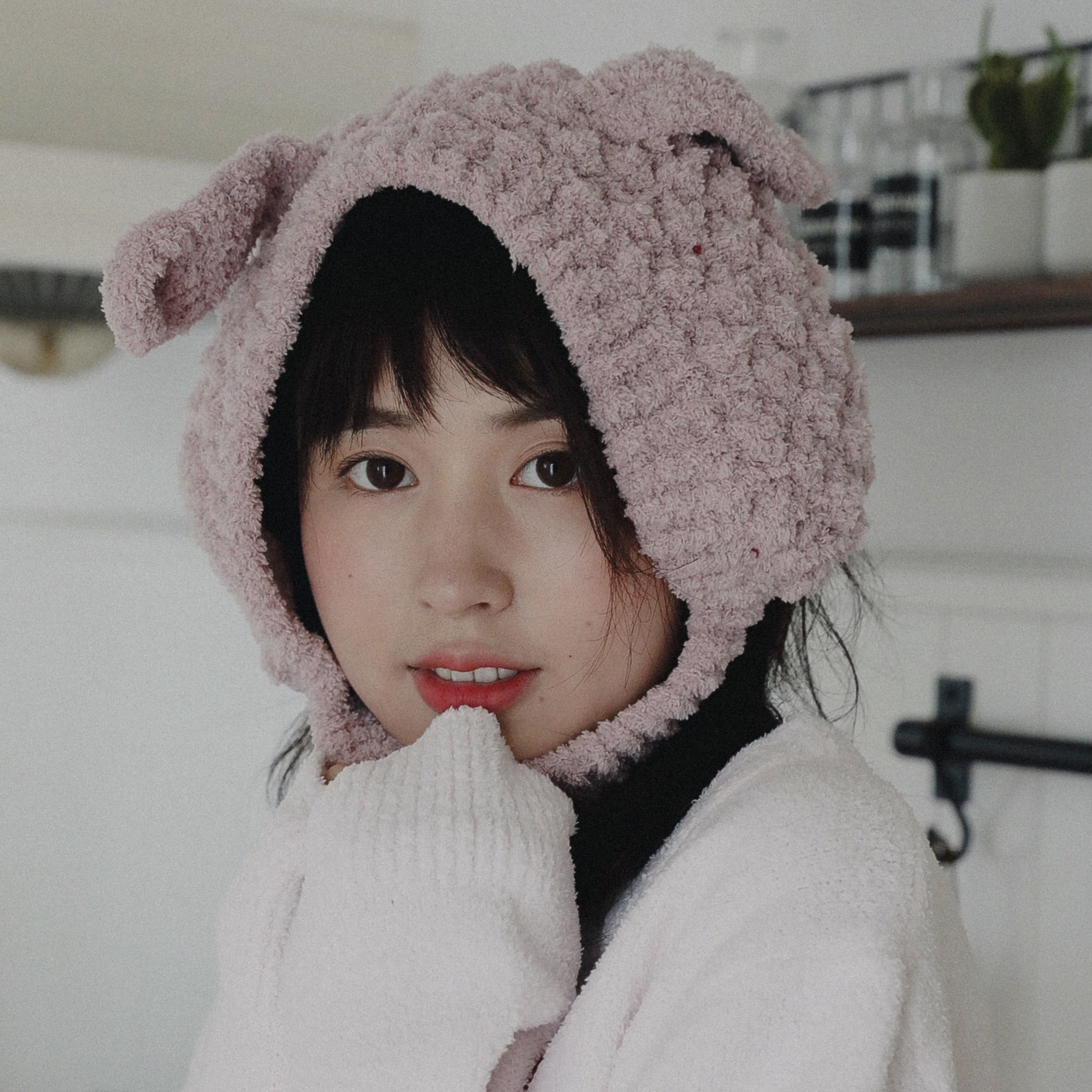 Sweetnana コーラルベルベットイヤーマフ - 立体的な動物の耳デザインで手作り、子供と大人のためのかわいくて暖かいヘッドウェア
