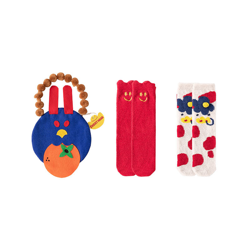 Sweetnana 2パック チューブ クルー ソックス for Women & Kids, 新年ギフトバッグに入った快適な厚手のふわふわソックス, 冬の暖かさのためのかわいくて楽しいソックギフト
