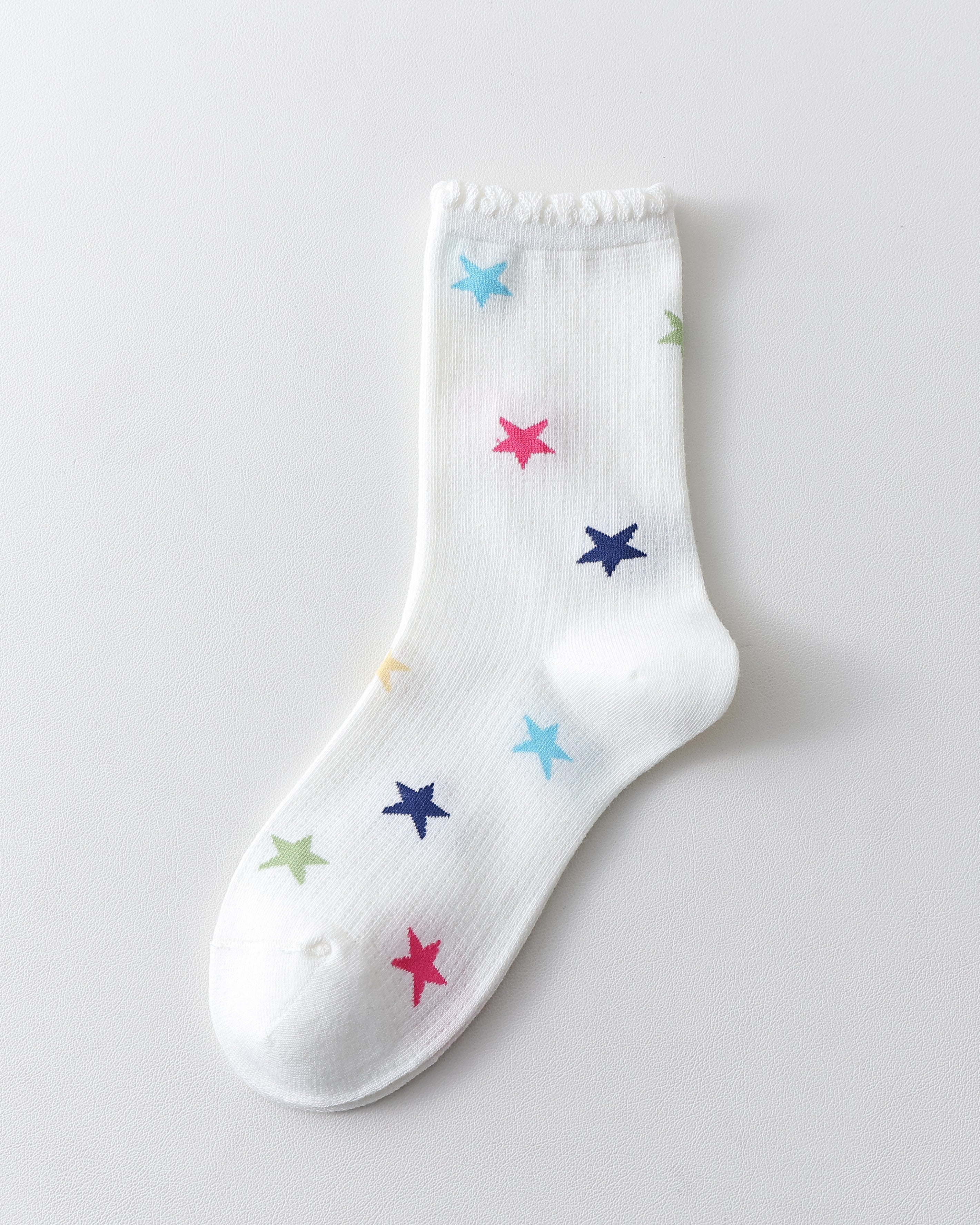 女款中筒襪子 白色棉質 彩色星星系列 可愛卡哇伊休閒襪子