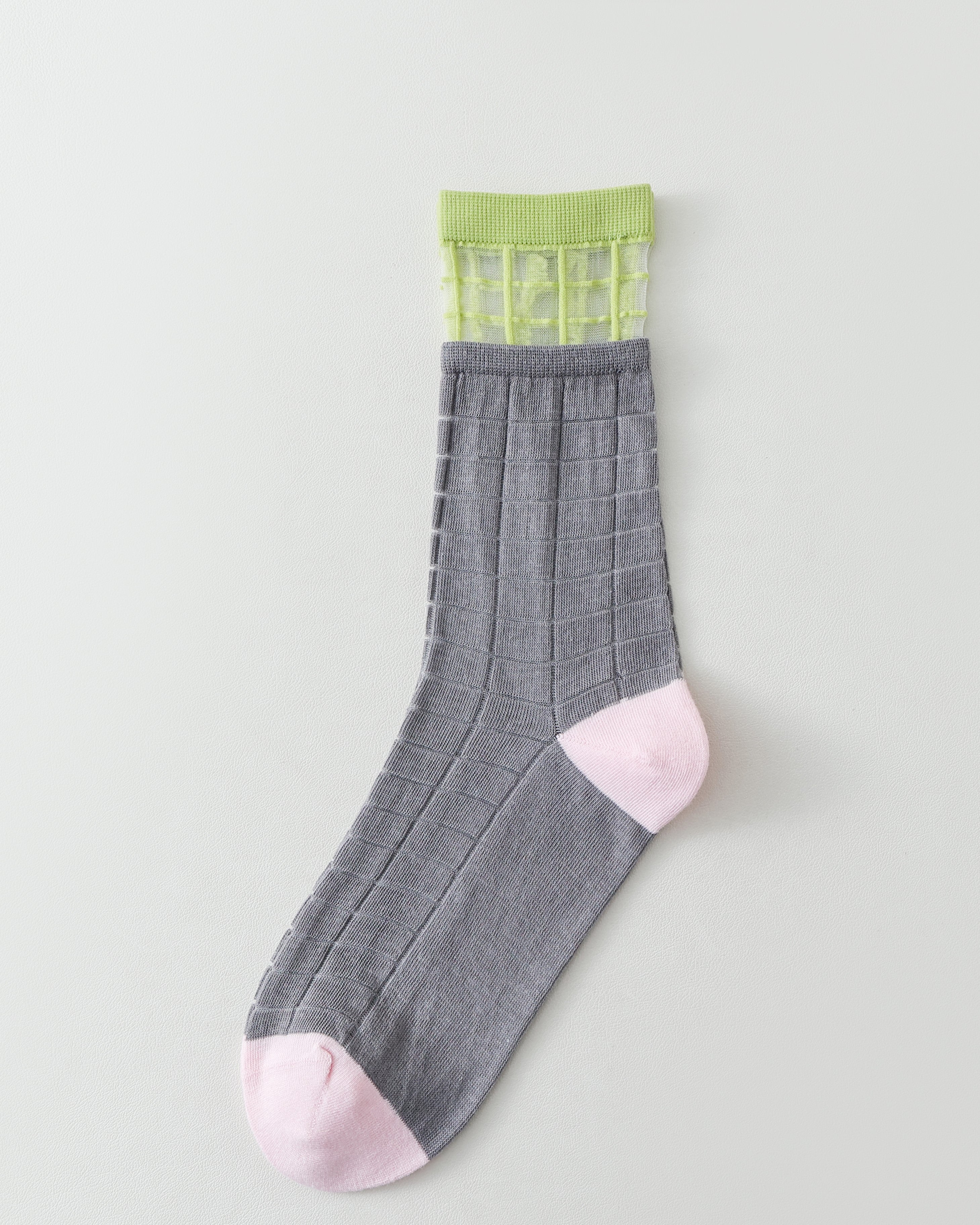 Women Contrast Glass Socks Cool Breathable Stylish Fit