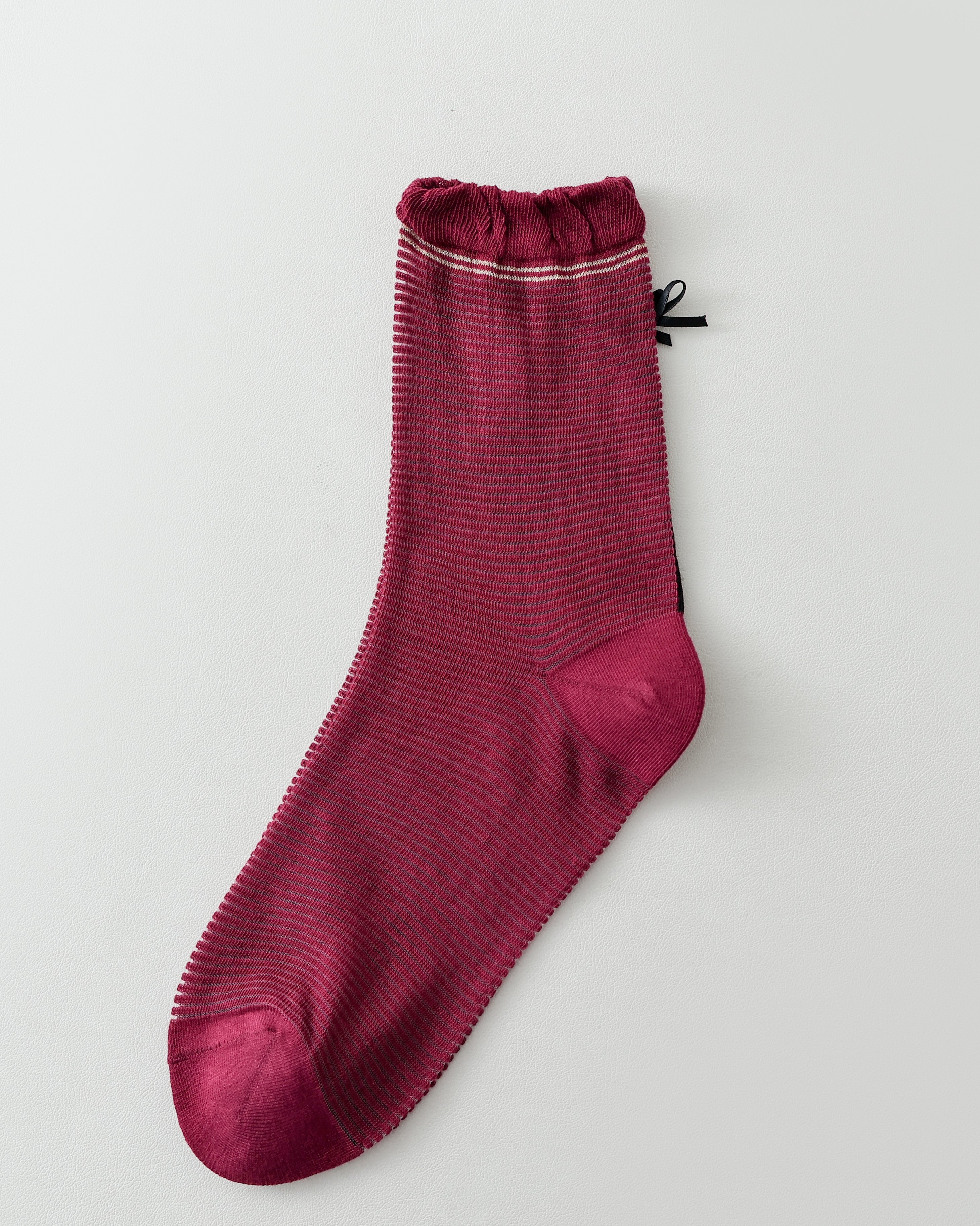 女款中筒襪子 蝴蝶結荷葉邊 復古時尚 舒適