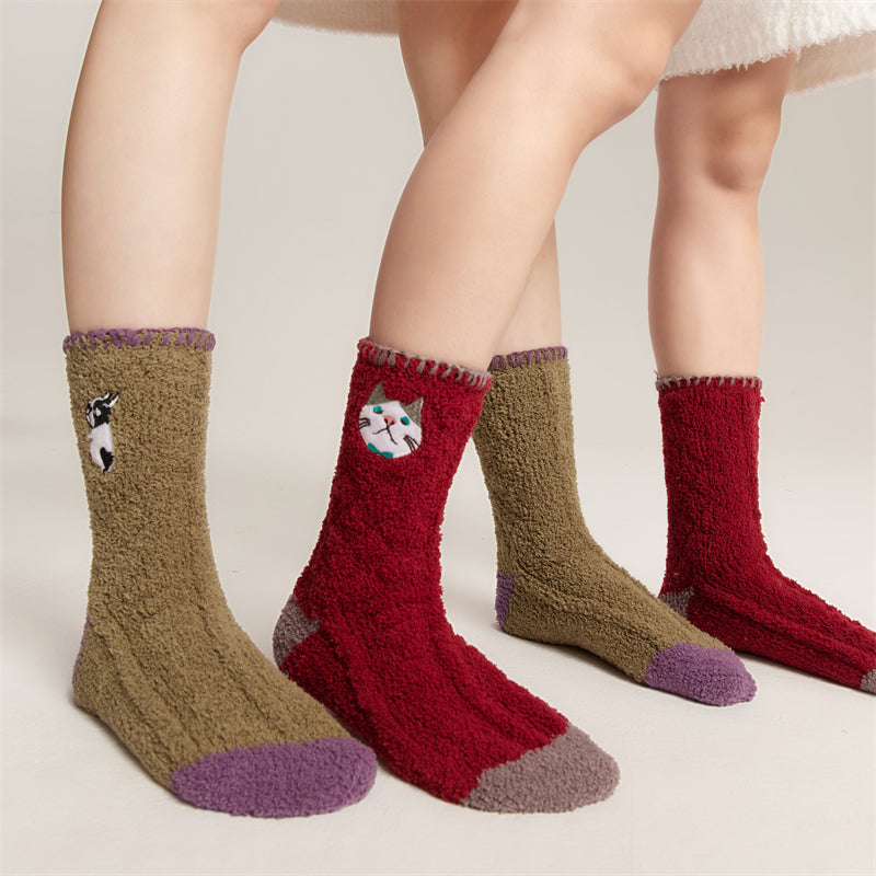 Sweetnana コージークルーソックス 女性＆男性用 - 動物刺繍シリーズ ふわふわ＆カラフルなソックス - 冬のストッキングに最適