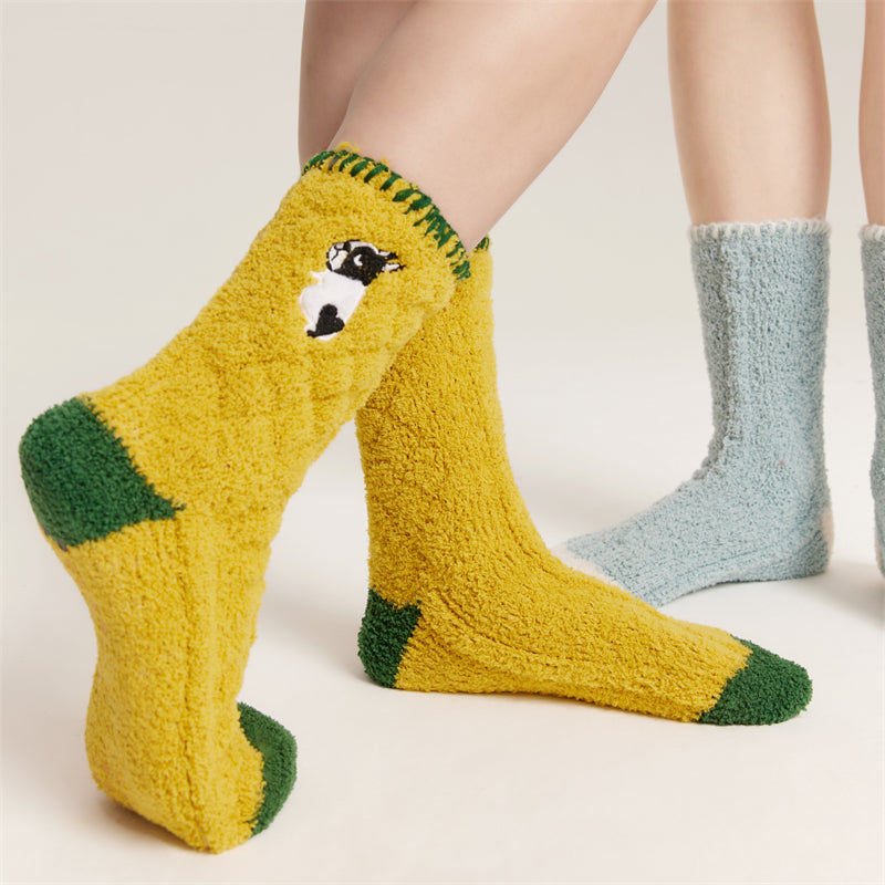 Sweetnana コージークルーソックス 女性＆男性用 - 動物刺繍シリーズ ふわふわ＆カラフルなソックス - 冬のストッキングに最適