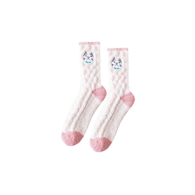 Sweetnana コージークルーソックス 女性＆男性用 - 動物刺繍シリーズ ふわふわ＆カラフルなソックス - 冬のストッキングに最適