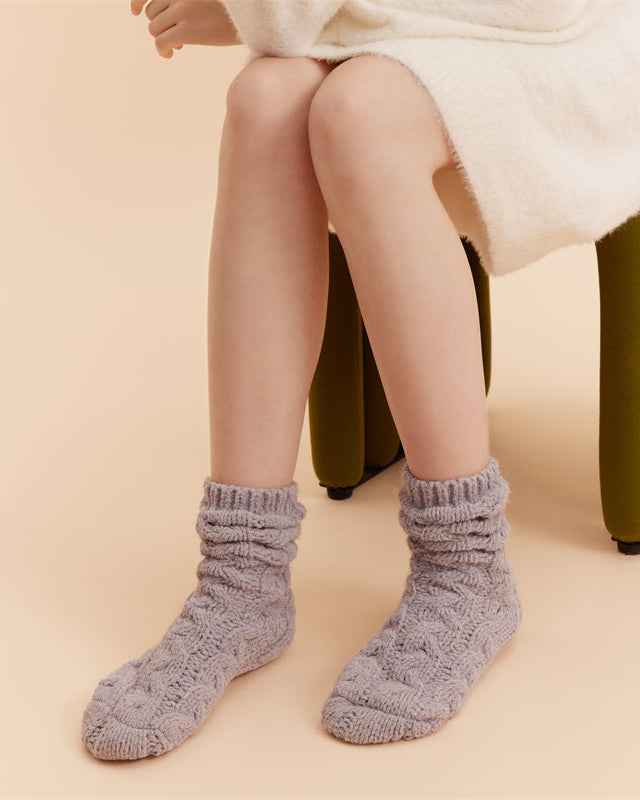Sweetnana Simple Nordic Style Cozy Crew Socks for Women, Thickened Fuzzy Winter Stockings, Soft and Warm Socks for Daily Wear