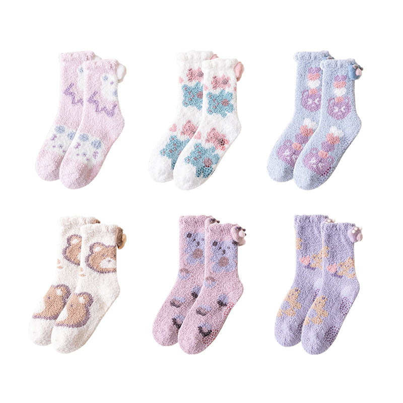 Sweetnana Cozy Crew Socks for Women - 可愛熊主題暖和毛絨休閒襪 - 超柔軟防滑加厚冬季長襪