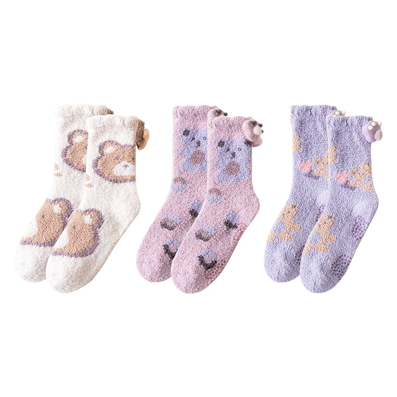 Sweetnana 3パック コージークルーソックス 女性用 - かわいいクマテーマの超ソフトでふわふわの冬用ストッキング - 滑り止め付き厚手スリッパソックス