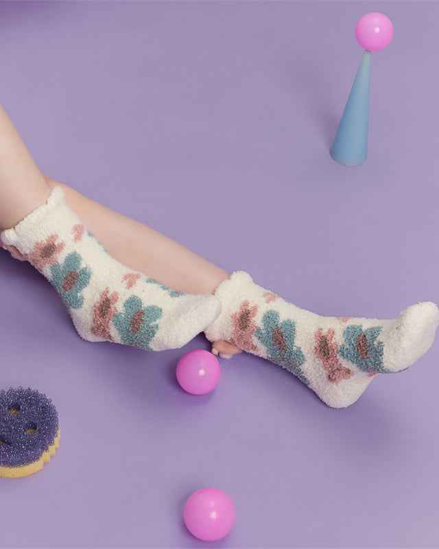 Sweetnana 3-Pack Cozy Crew Socks for Women - Cute Bear Themed Super Soft and Fuzzy Winter Stockings - Non-Slip Thickened Slipper Socks