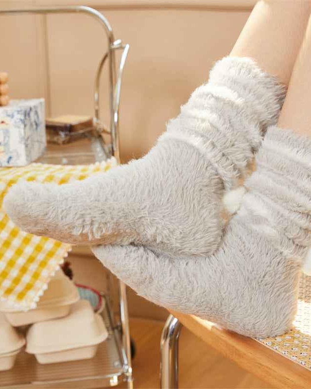 Sweetnana Cozy Knee High Fuzzy Socks for Women, Thickened Striped Pile Winter Stockings, Soft and Warm, Ideal for Cold Weather, Cute and Comfortable Women’s Socks