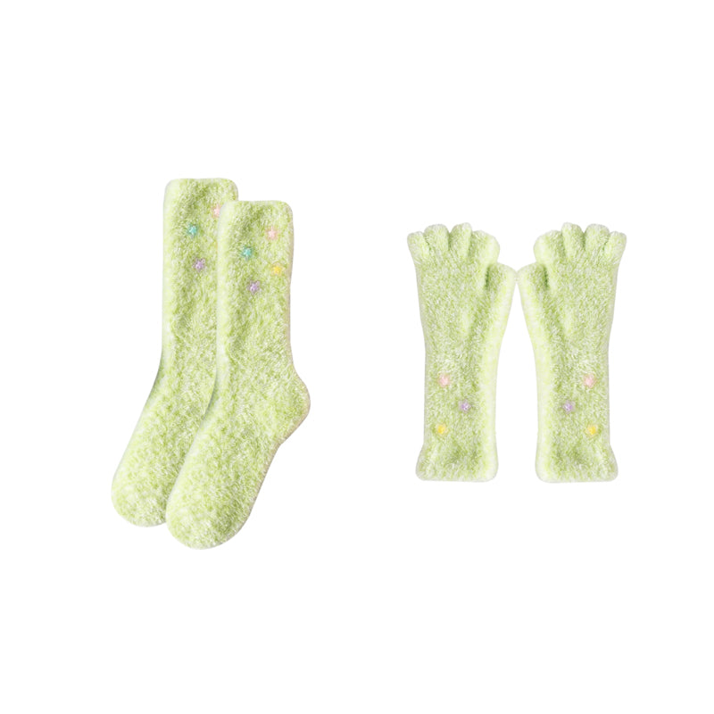 Sweetnana Cozy Crew Socks and Glove Set for Women 厚實保暖毛絨襪 色彩繽紛且舒適 完美適合冬季穿著和時尚服裝