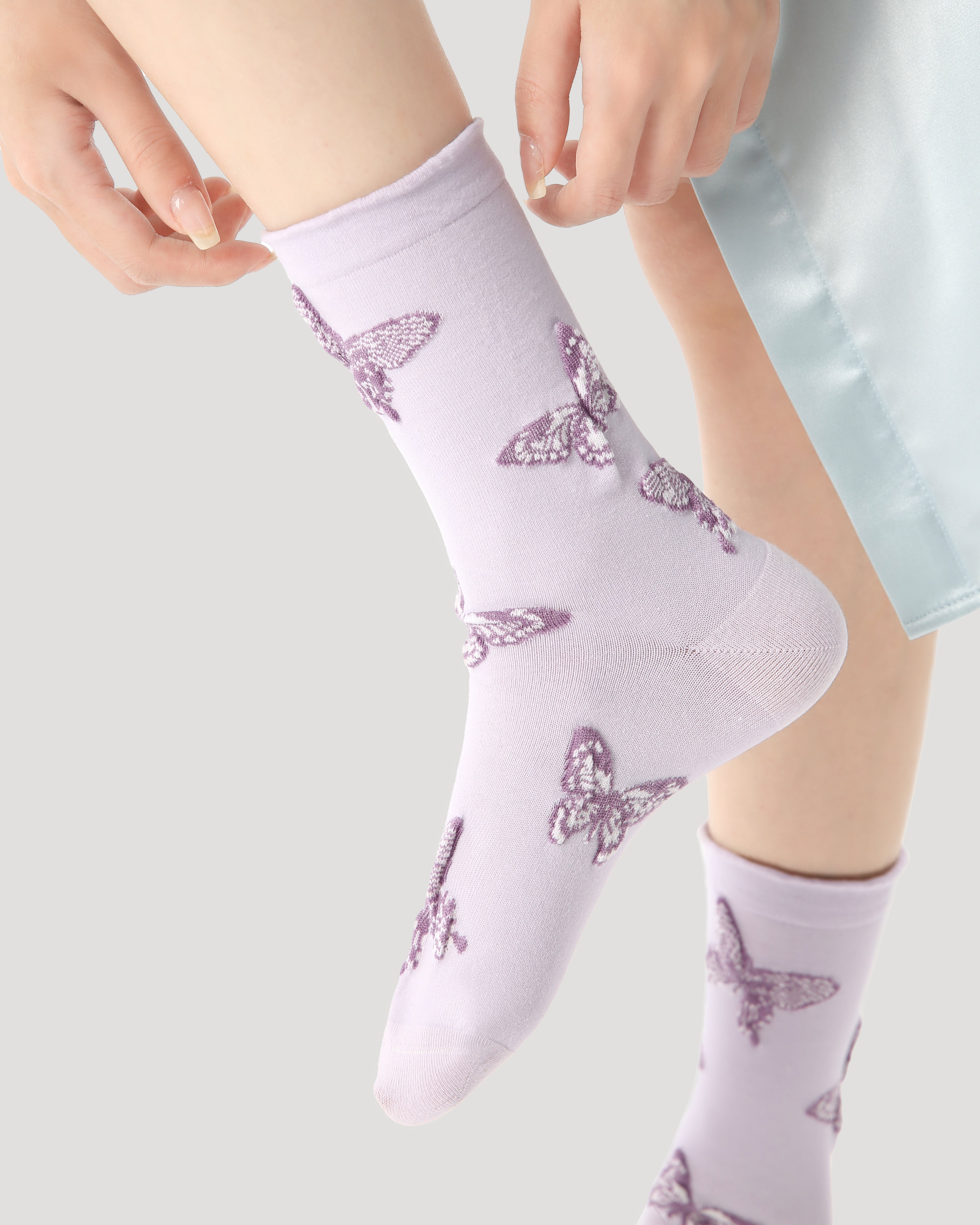 3-Pack Women's Crew Socks Purple Butterfly Series Embroidery Casual Socks