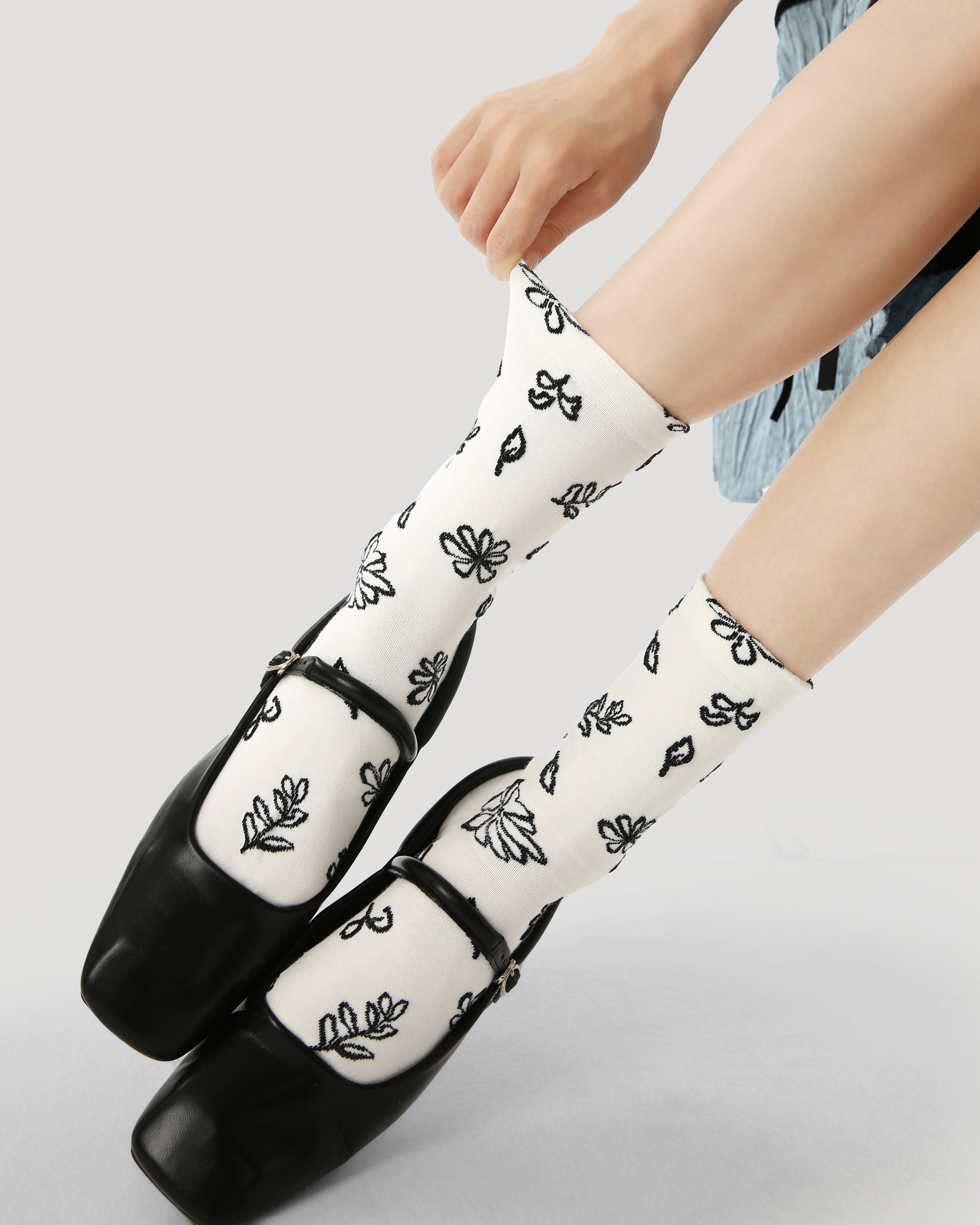 3-Pack Women's Crew Socks Snow Streams Series Cotton CasualSocks