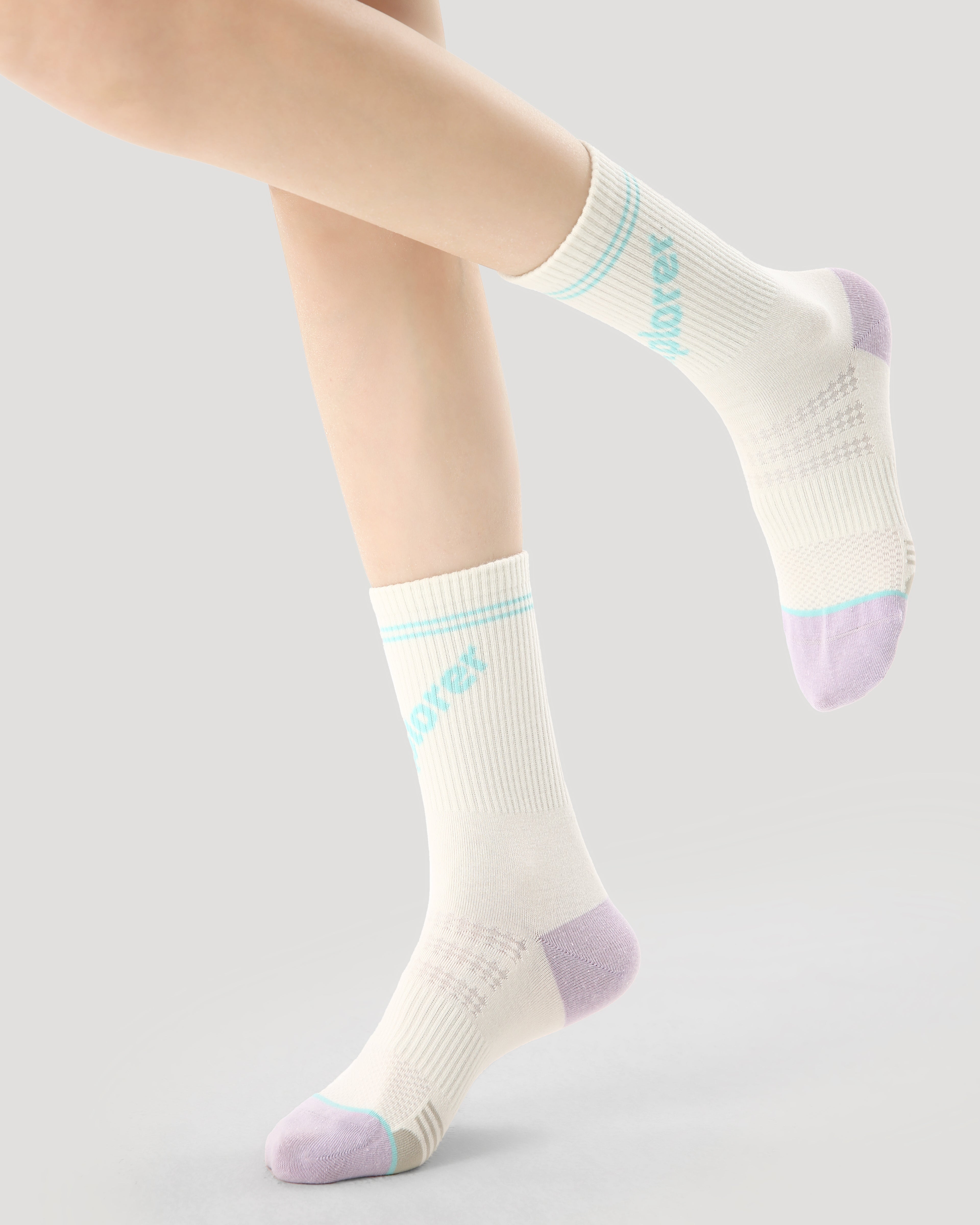 3-Pack Women's Crew Socks Wind Leap Series Absorb-Sweat Athletic Socks