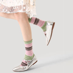 Sweetnana F/W レディース コットンソックス、カラフルなストライプデザイン、フレッシュスタイルの快適なクルーファッションソックス。