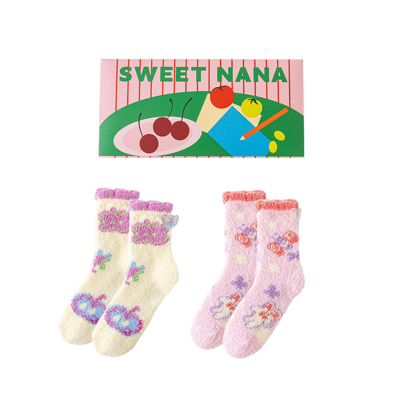 ギフトボックスセット Sweetnana バタフライシリーズ コージーソックス - レディース冬用ふわふわソックス 暖かいクルーソックス、厚手のスリッパソックス 滑り止め。