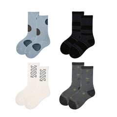 Sweetnana 4-Pack Autumn and Winter Children's Casual Seamless Socks, Sports Trendy Socks, Absorb-sweat, Warm, Cotton Socks, Mid-calf Socks.