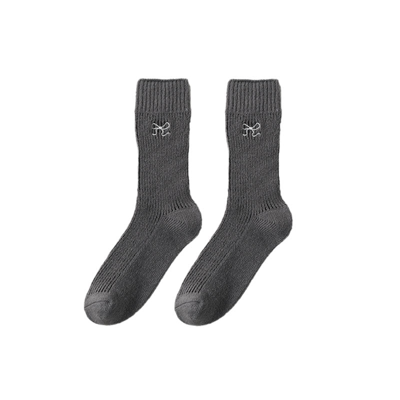 Women Sweet Bow Embroidery Crew Comfort Seamless Socks