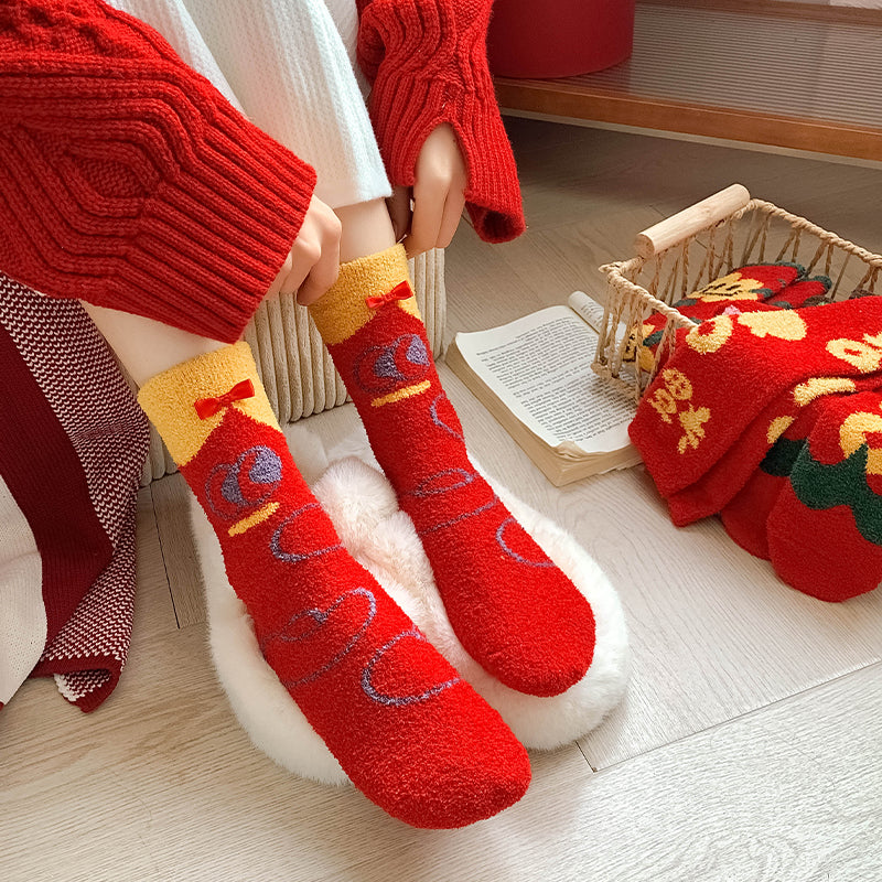 Sweetnana 女士節慶新年襪子 溫暖柔軟冬季毛絨微纖維中筒襪 毛絨休閒毛茸茸舒適襪