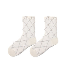 Sweetnana Retro Crew Socks: Embossed Design with Diamond Plaid and Thickened for Autumn and Winter.