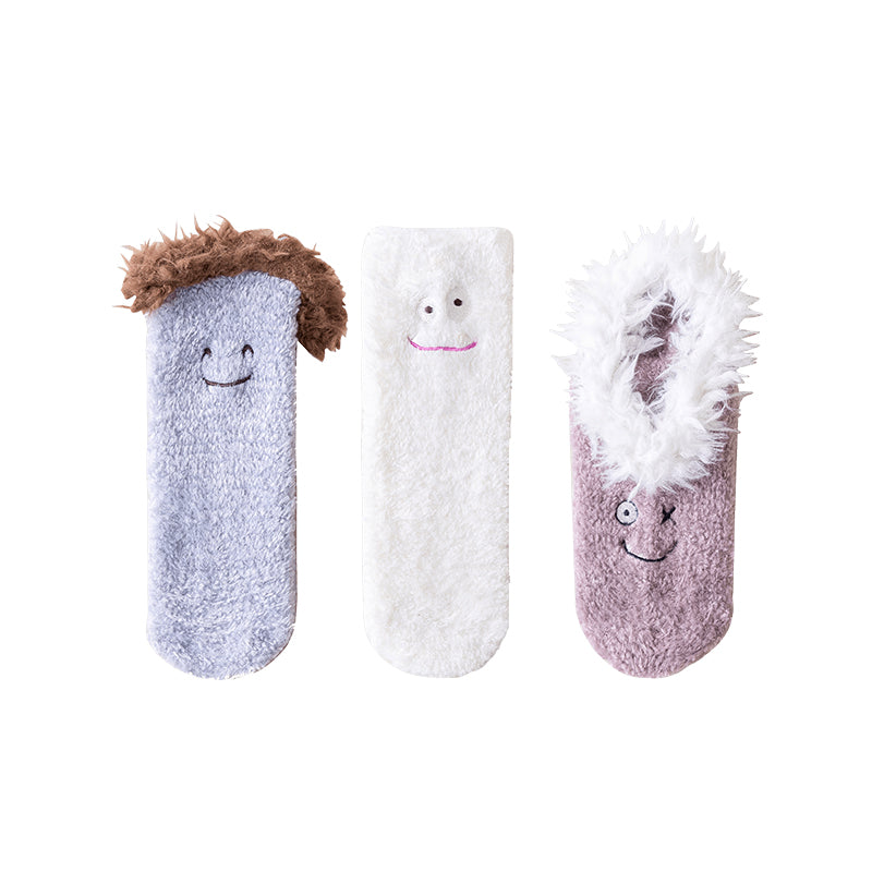 Sweetnana コージーアンクルソックス for Women, ふわふわ厚手の滑り止めスリッパソックス, 冬のラウンジウェアに最適, 日常の快適さのための柔らかくてかわいい女性用ソックス