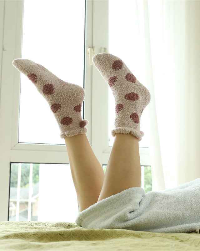 Sweetnana 3-Pack Polka Dot Series Cozy Crew Socks for Women, Thickened Non-Slip Slipper Socks, Ideal for Winter Warmth and Comfortable Lounge Wear