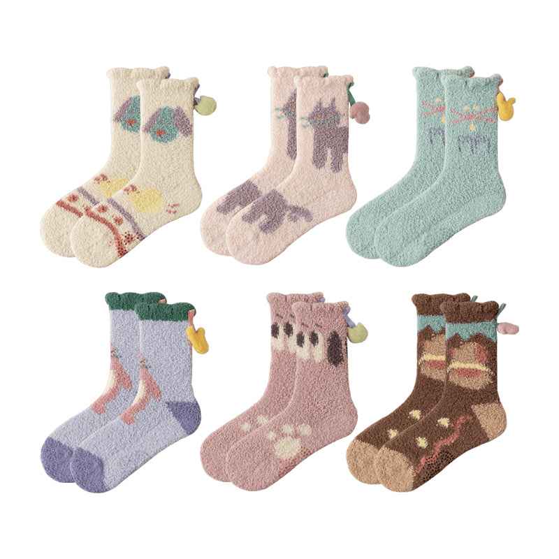 Sweetnana Women's Cozy Fuzzy Socks, Funny Cats and Dogs Crew Socks, Colorful and Cute Non-Slip Slipper Socks, Ideal for Winter and Indoor Wear